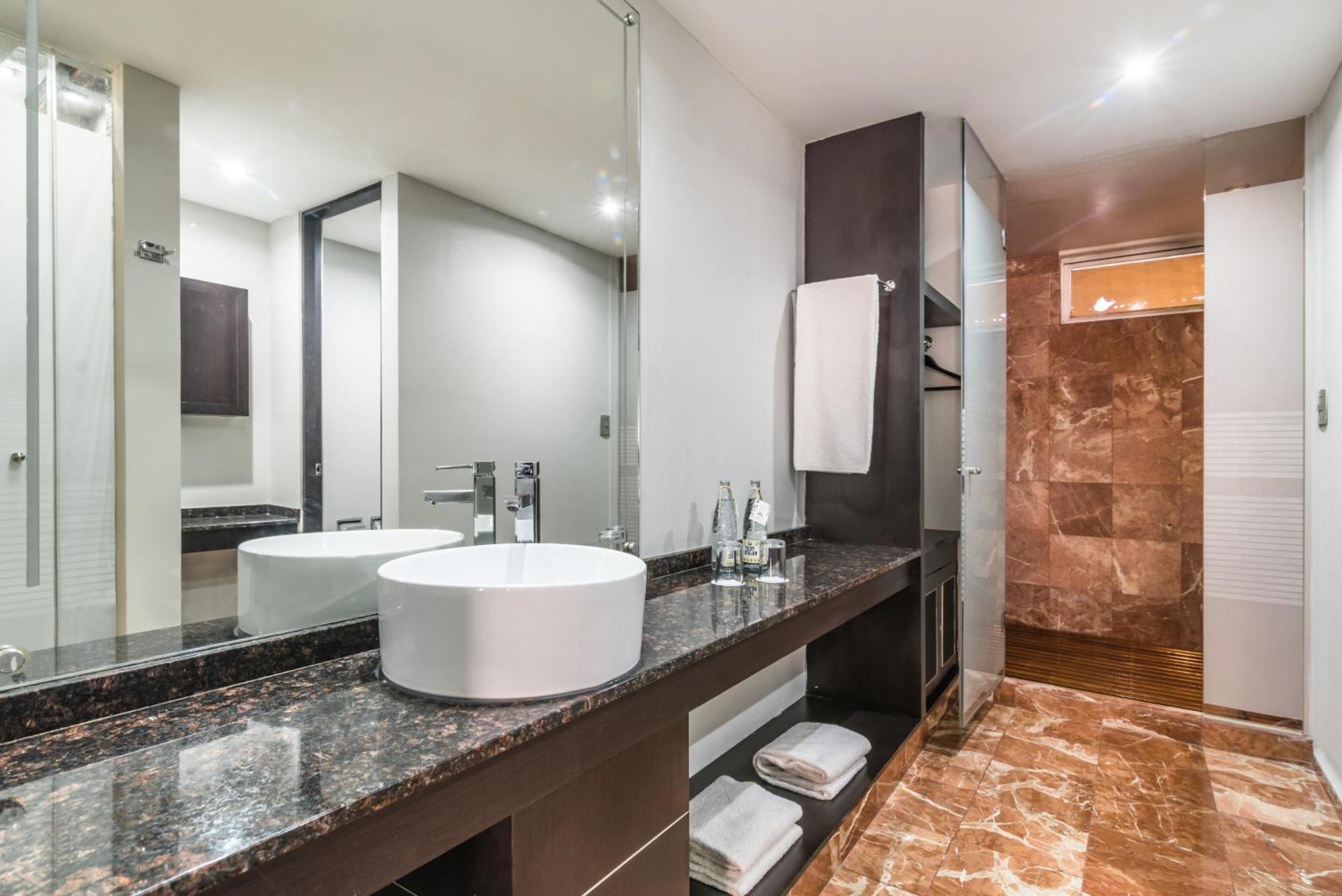 Exe Cities Reforma Hotel Kota Meksiko Bagian luar foto